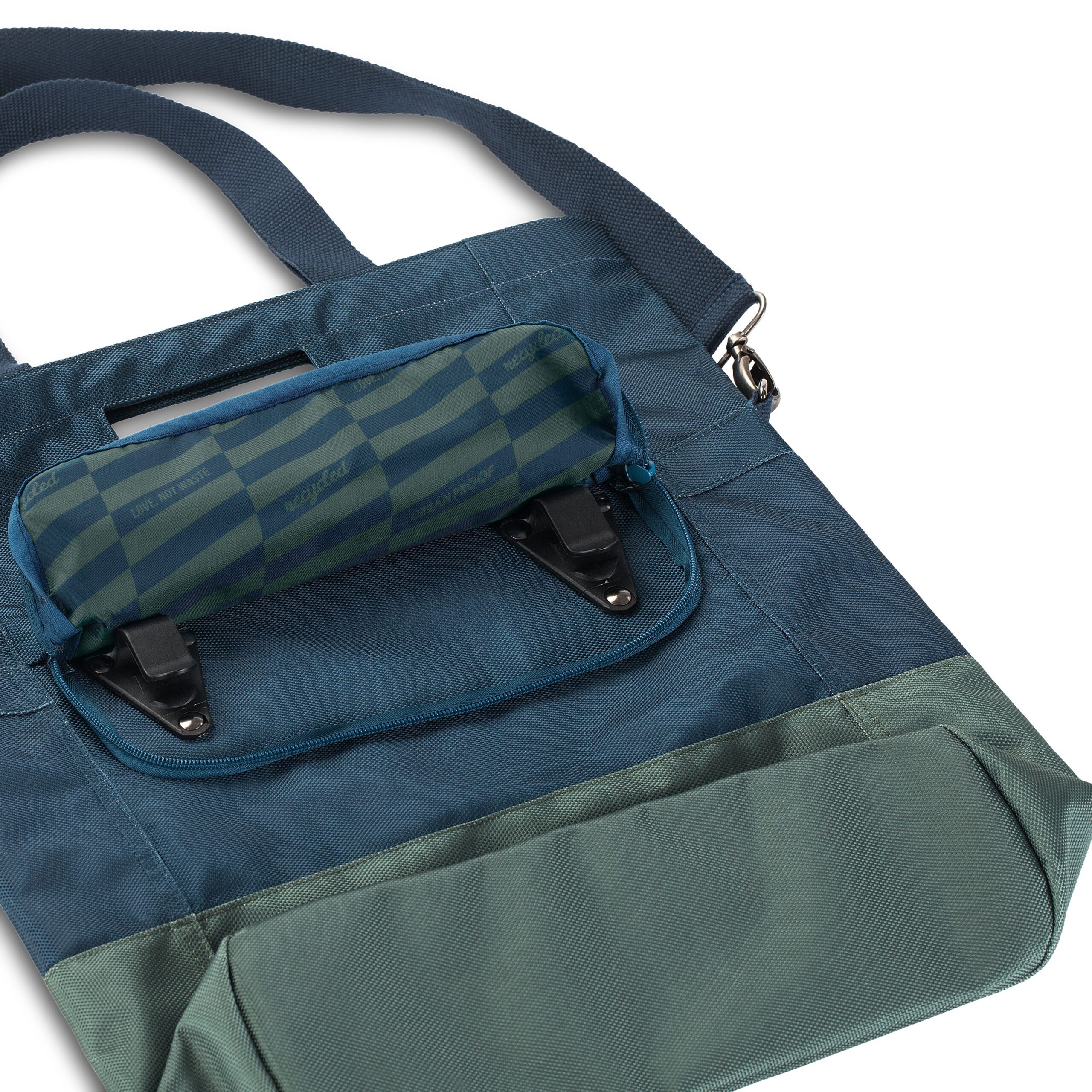 Bolsa de compras para bicicleta Urban Proof reciclada de 20 litros - azul/verde 3 Bolsa de compras para bicicleta Urban Proof reciclada de 20 litros - azul/verde - Imagen 3